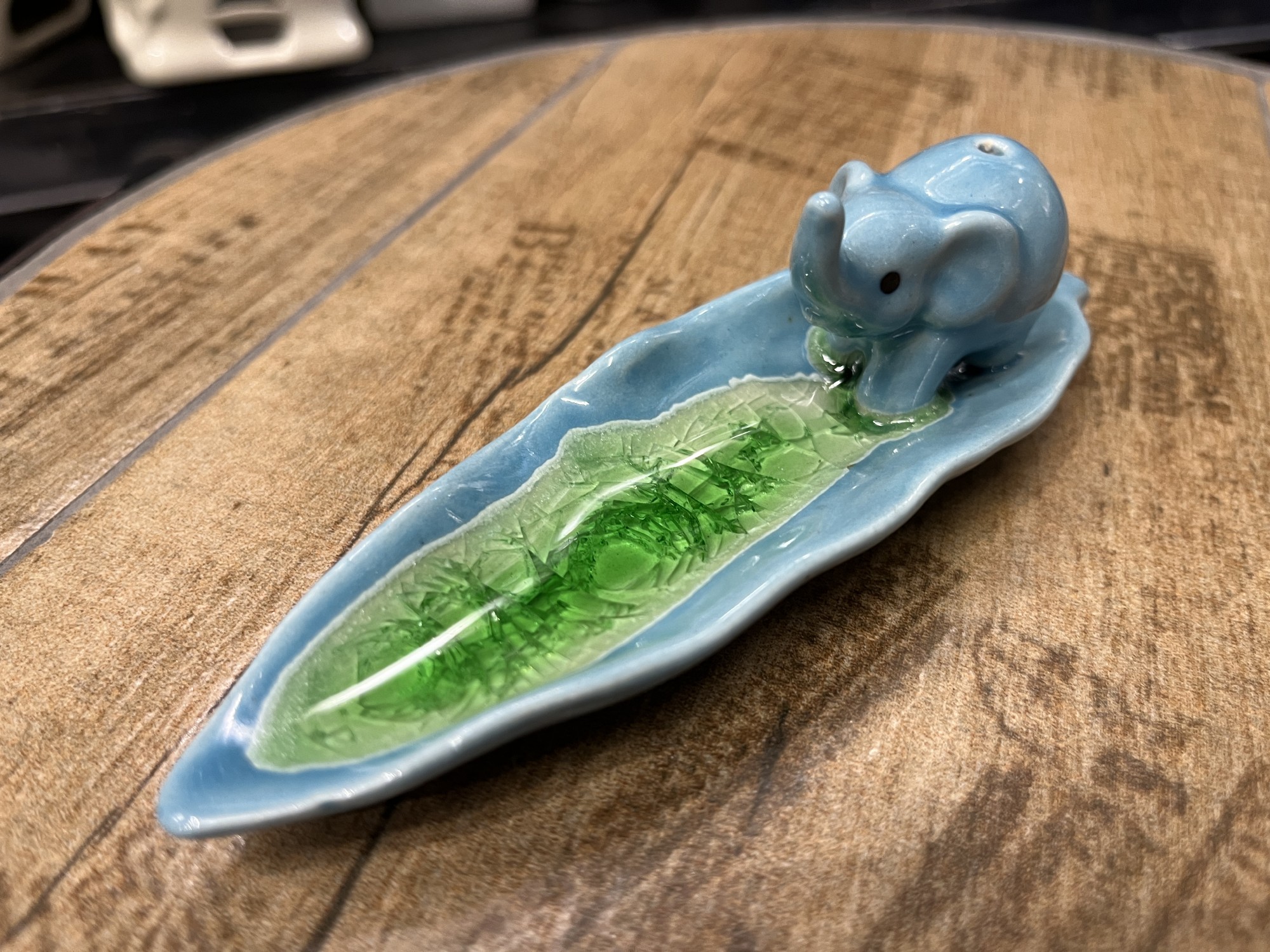 Räucherstäbchenhalter 'Elefant', blau-grün, aus Keramik, B 14 cm, T 4 cm, H 4 cm günstig bestellen