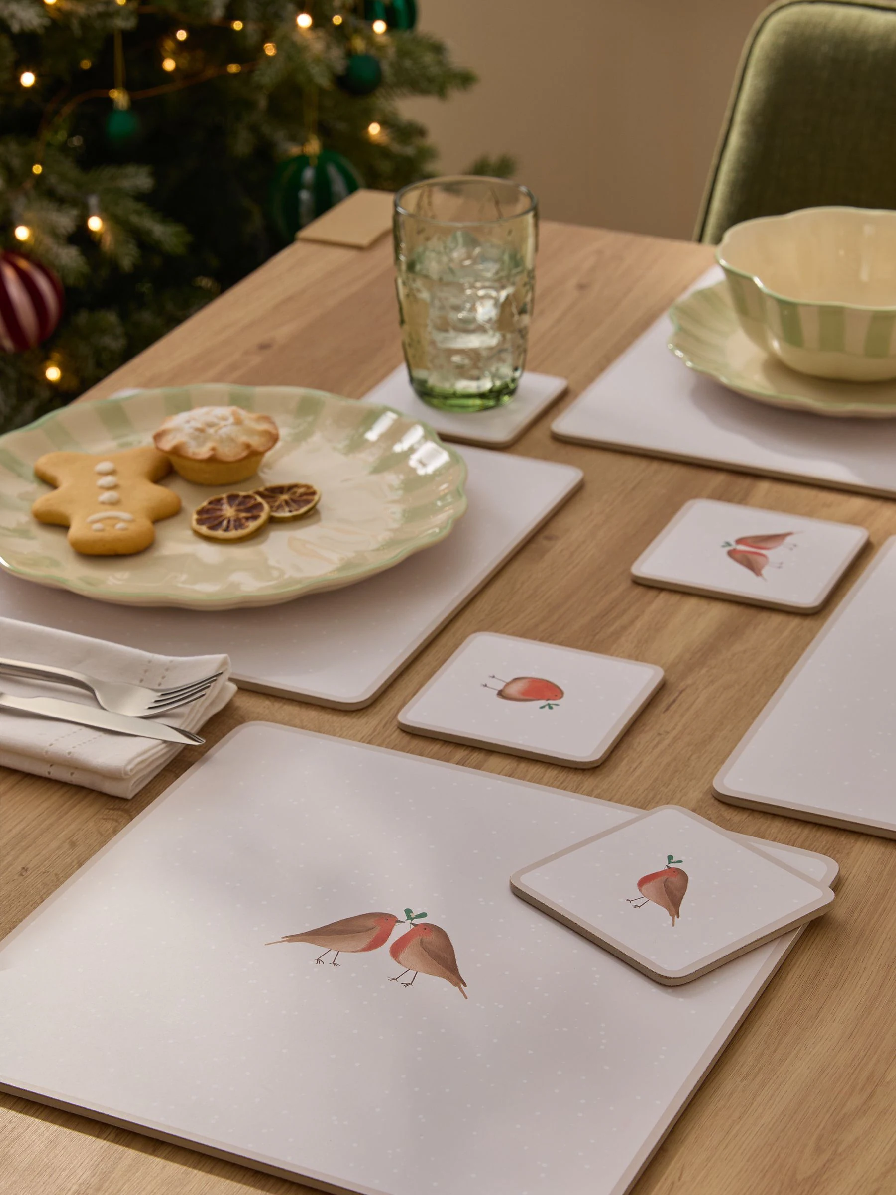 Set of 4 Christmas Robin Cork Back Placemats and Coasters