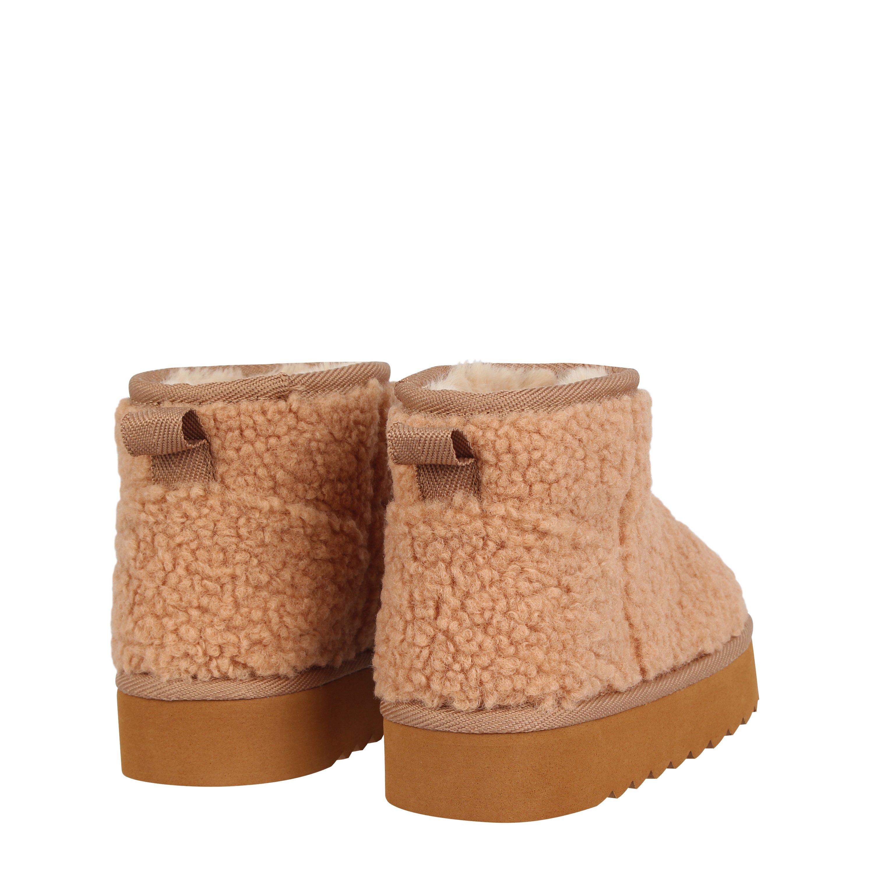 Miso Borg Boot