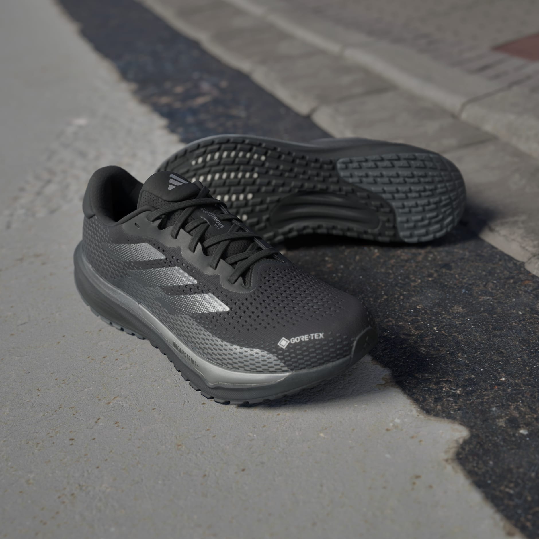 Supernova GTX Herre Core Black/Iron Metallic/Core Black