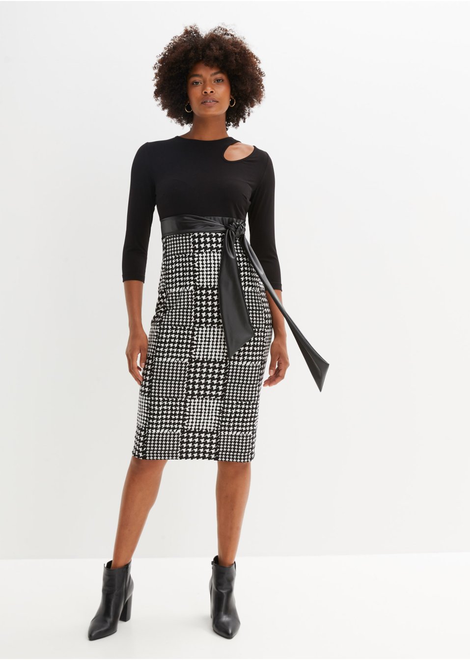 Robe midi avec ceinture