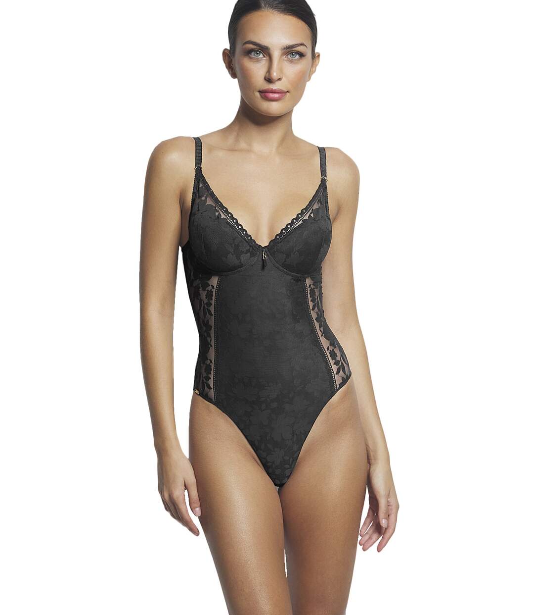 Body string préformé armaturé Gabrielle Selmark