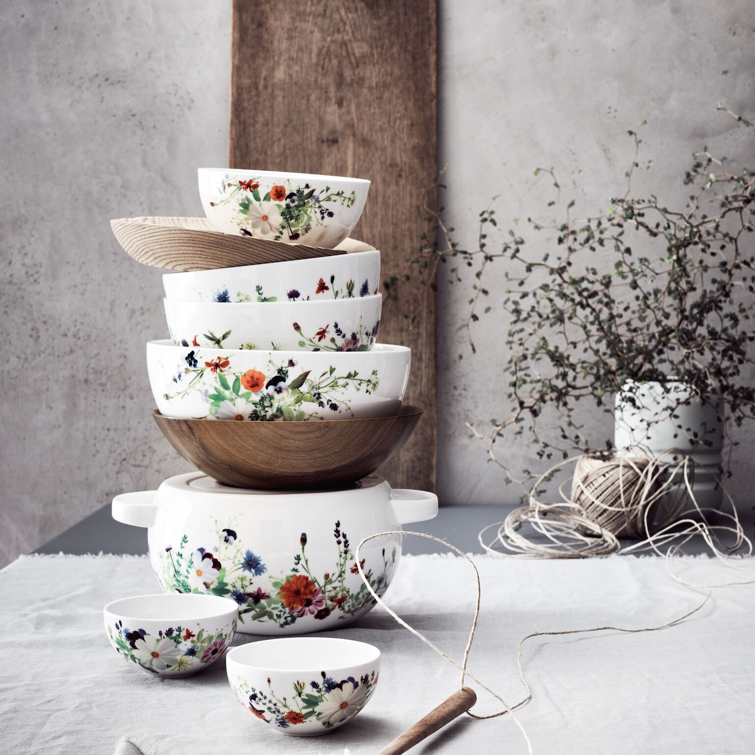 Brillance Bone China Grand Air Schüssel mit Deckel