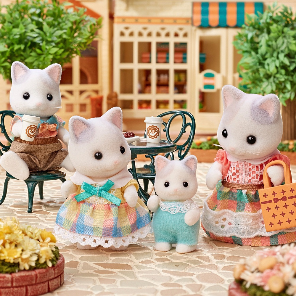 Sylvanian Families Latte Cat Familie