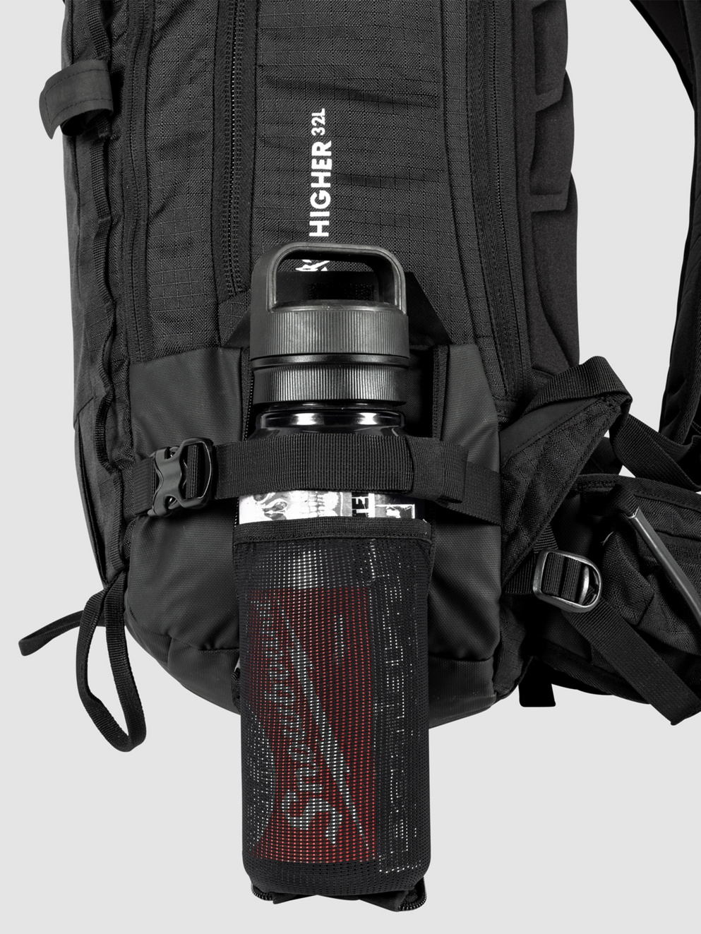 Jones Snowboards Higher 32L Backpack stealth black
