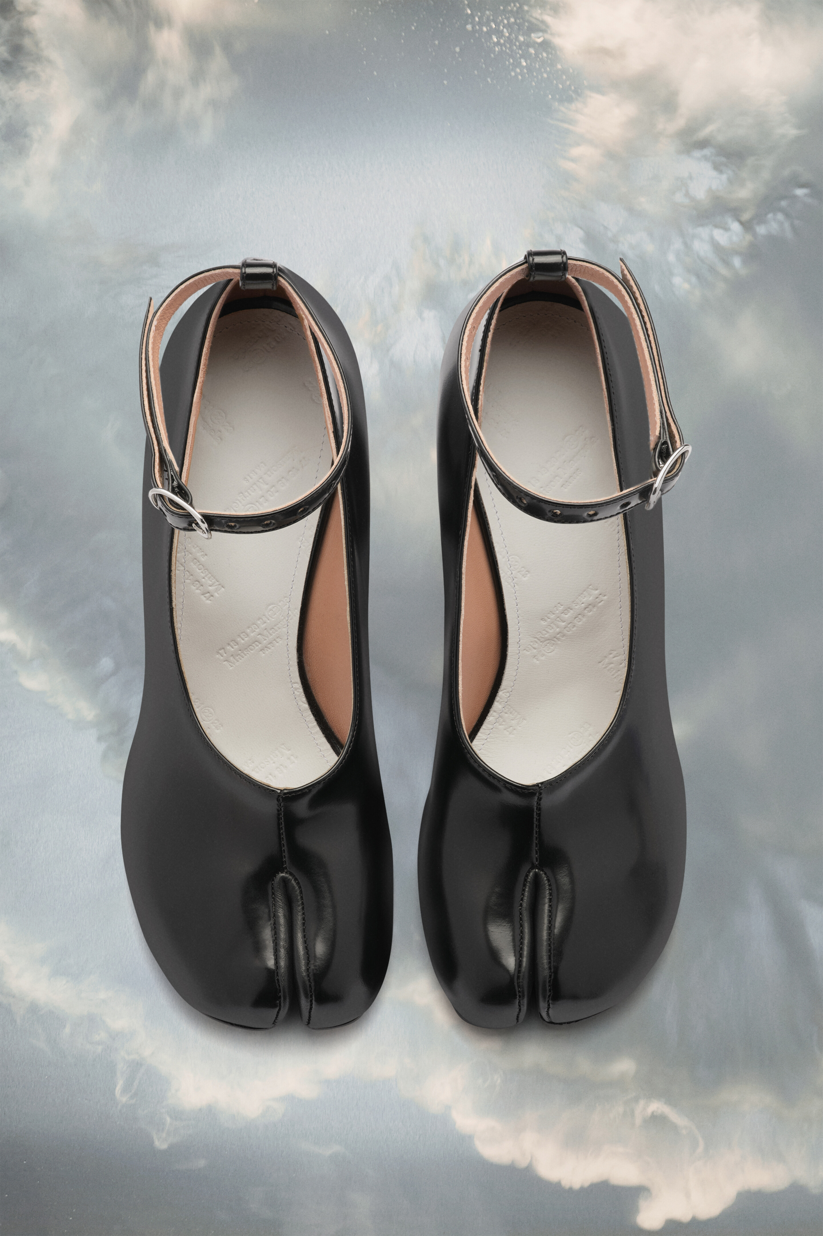Black Leather Heeled Tabi Décolleté
