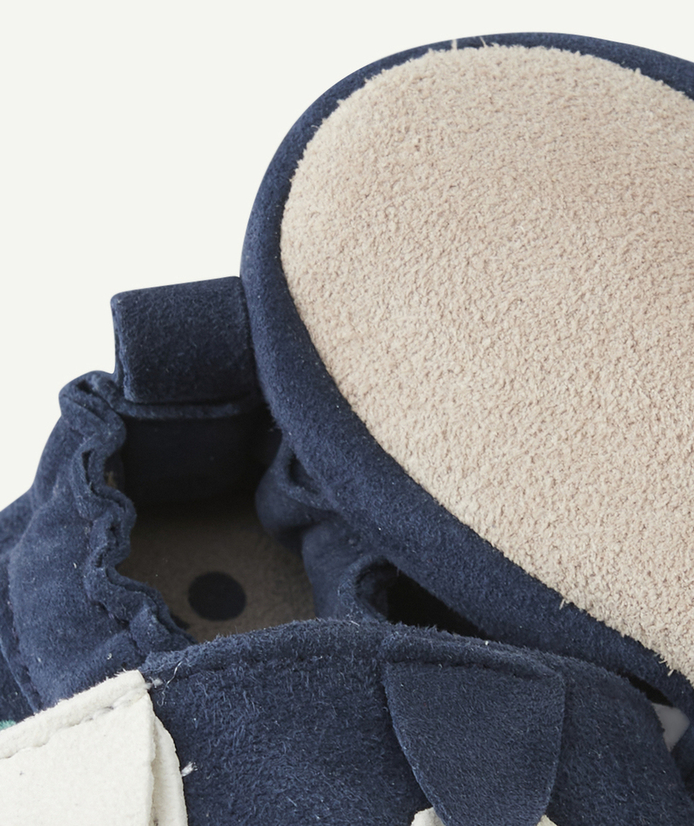 chaussons bébé garçon bleus marine motif tête de chien