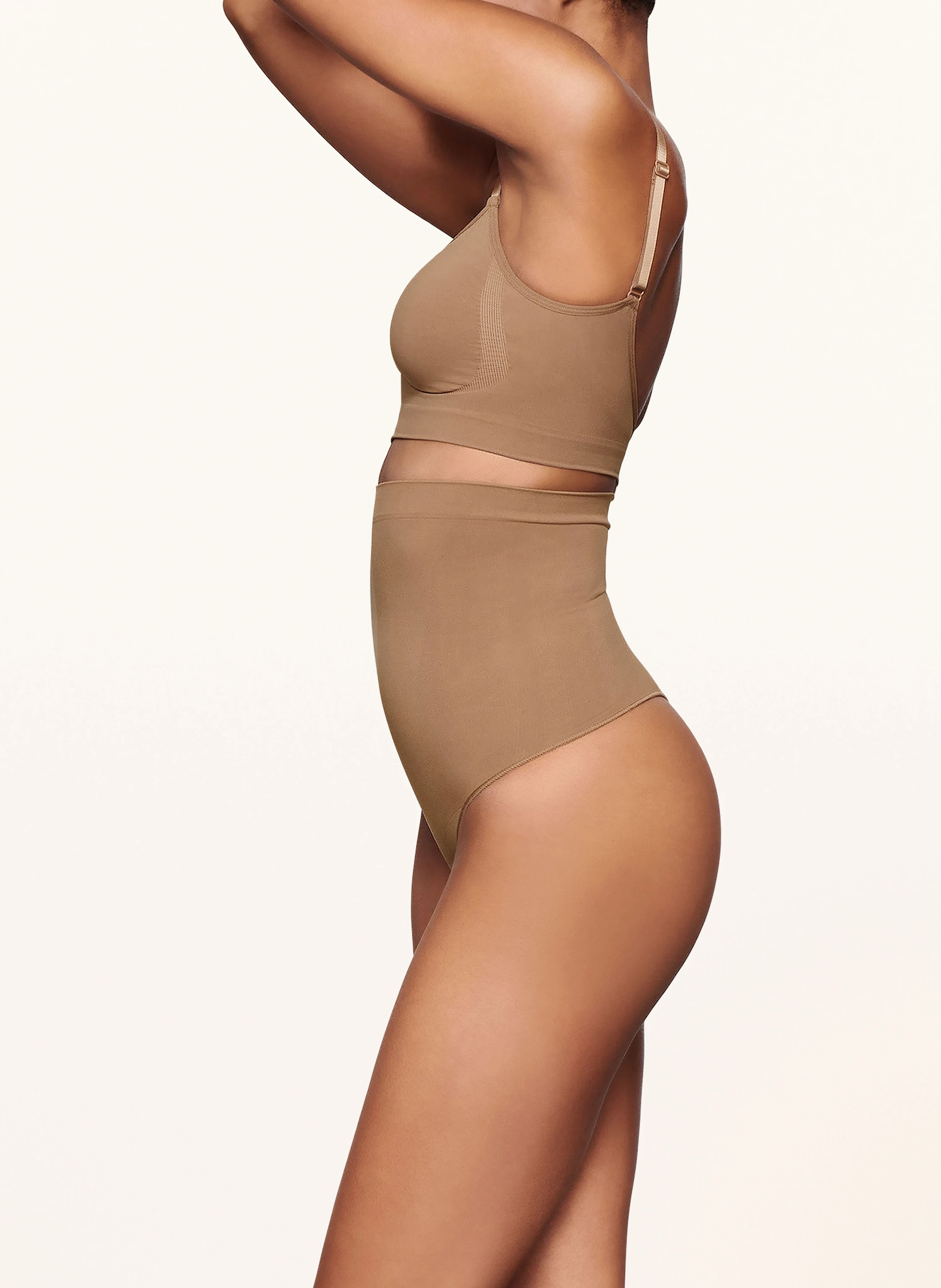 SKIMS Shape-String SEAMLESS SCULPT