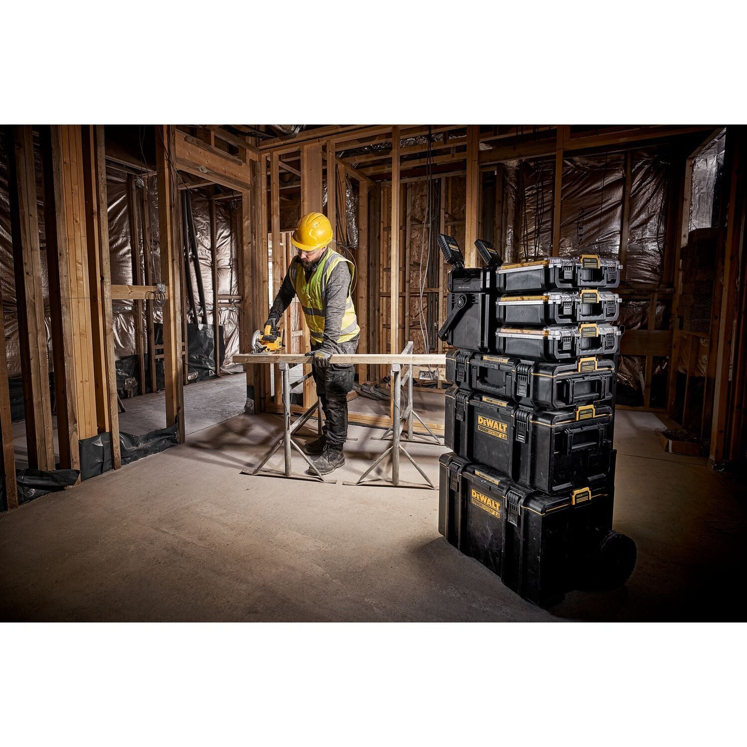 DeWALT DWST08061-1 ToughSystem 2.0 Gereedschapskoffer en lamp 18V XR