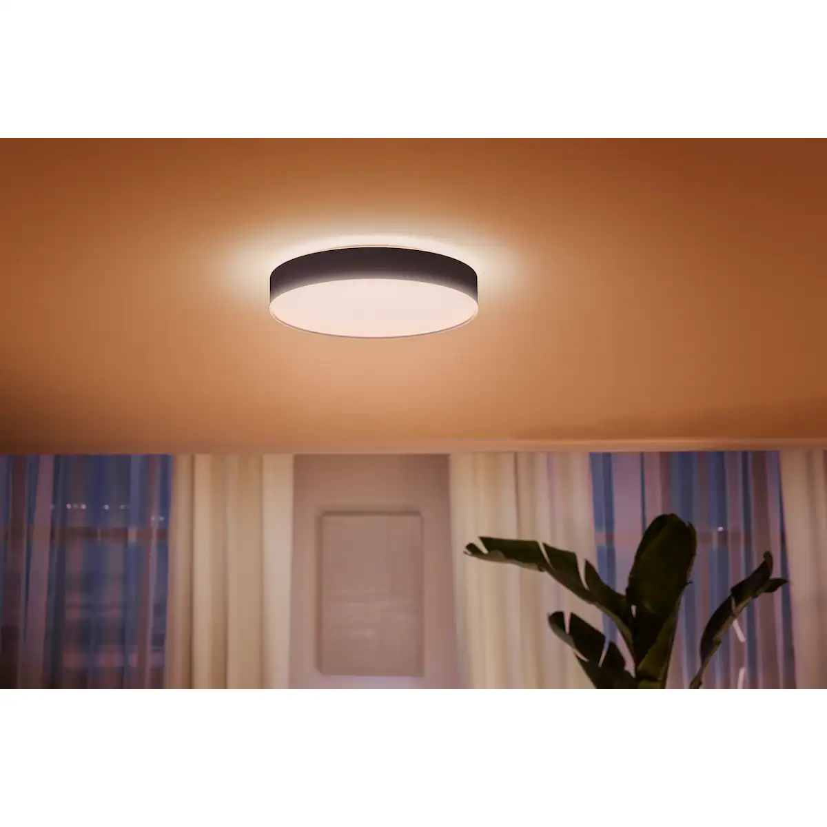 Philips Hue Enrave L taklampe (sort)