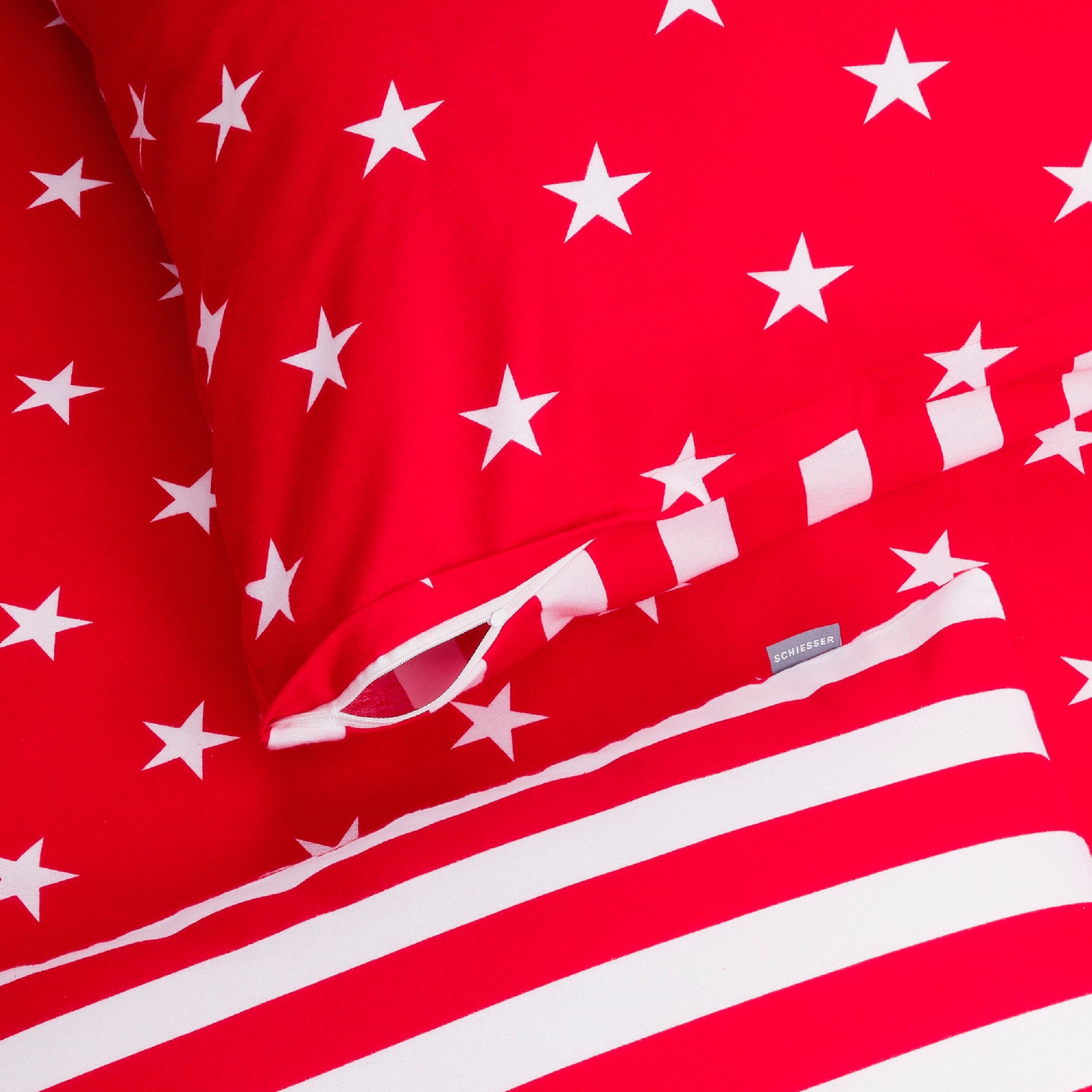 Schiesser Wendebettwäsche »Stars & Stripes aus weicher Baumwolle mit Sternenprint« 2 Stk. tlg. MADE IN GREEN by OEKO-TEX®-zertifiziert