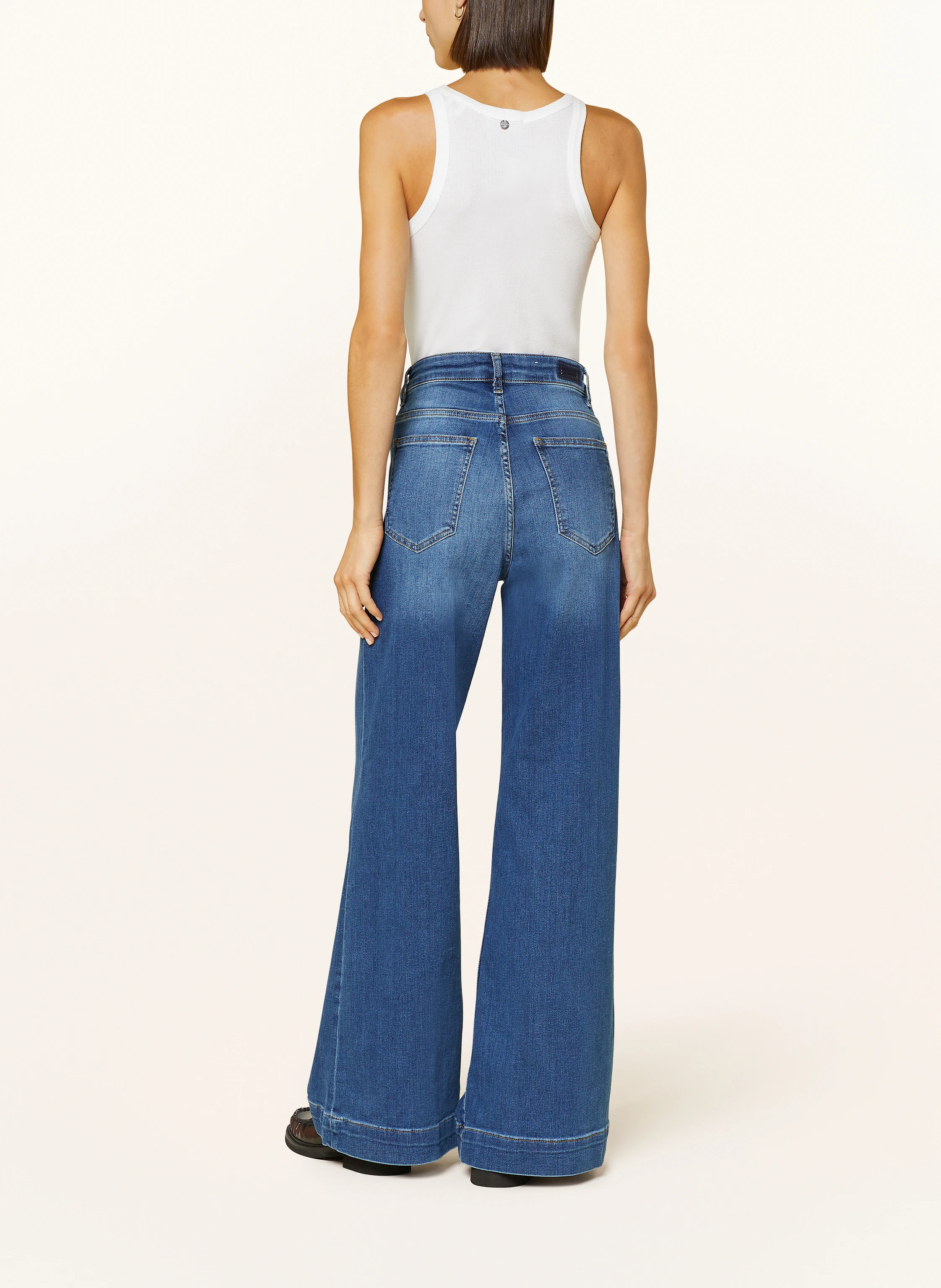 Rich & Royal Flared Jeans