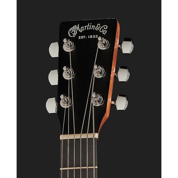 Martin Guitar Djr-10E-2, Sitka, Sapele LH