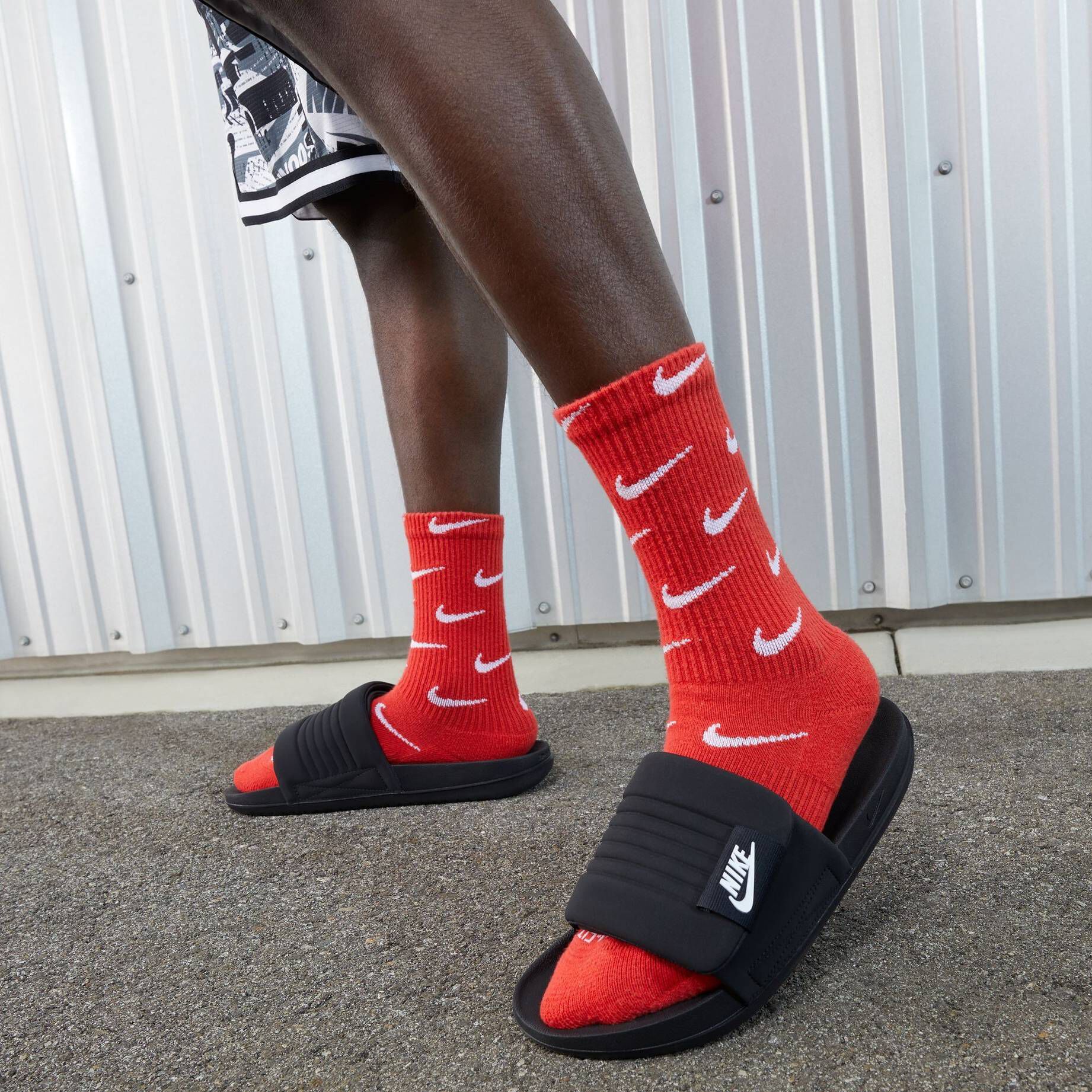 Nike Sportswear| Herren Pantoletten OFFCOURT ADJUST SLIDES