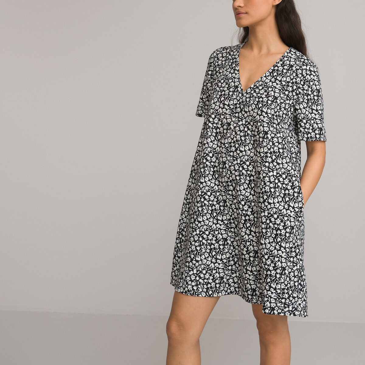 COLEÇÕES LA REDOUTE<br>Vestido curto e evasê com estampa floral