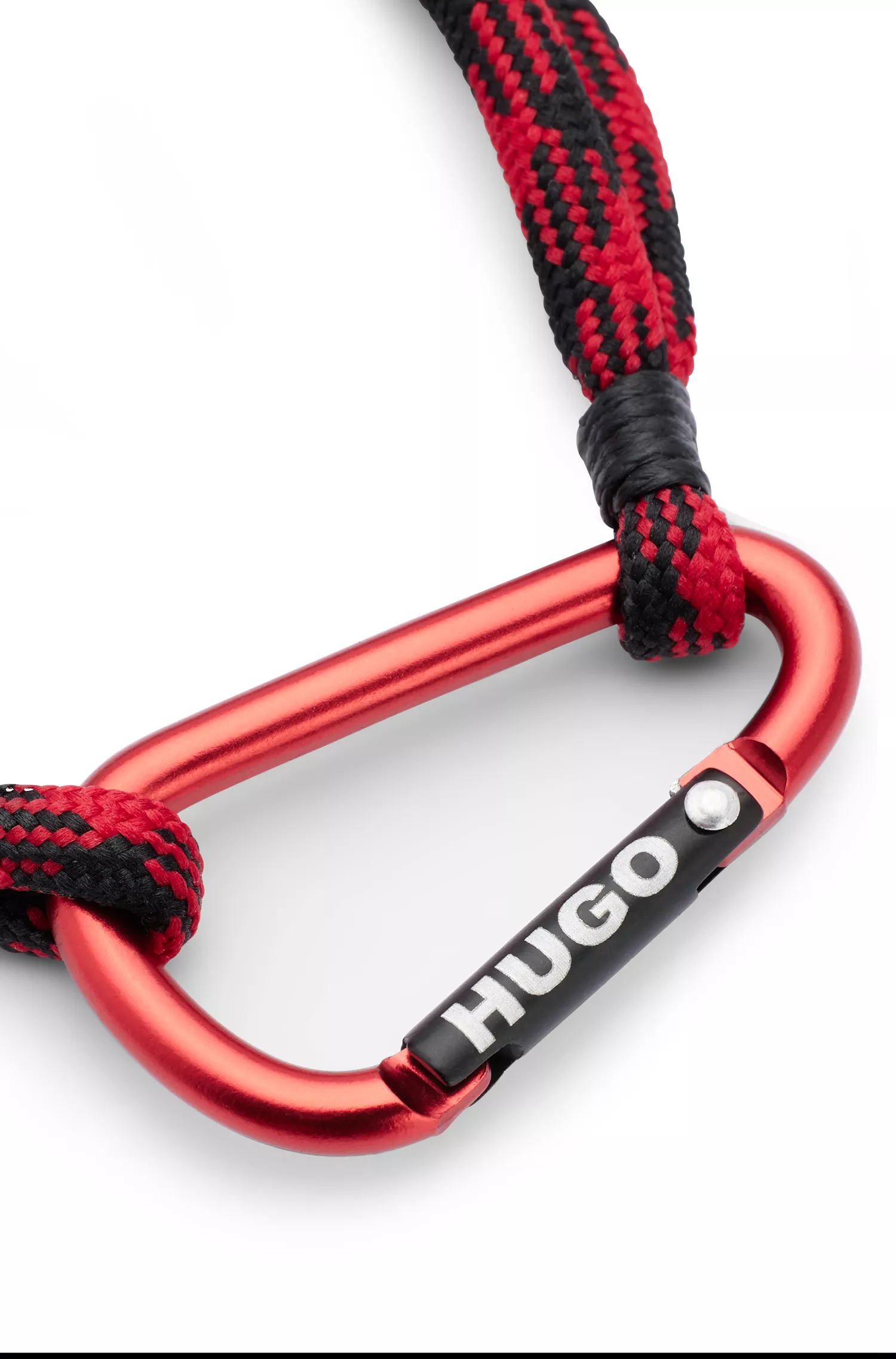 Bracelete HUGO vermelho para caminhadas com fecho de mosquetão da marca.