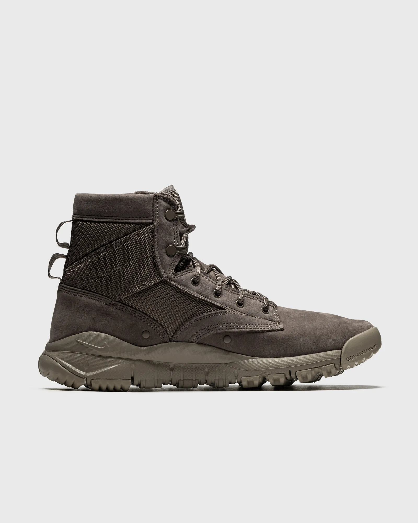 Nike SFB 6