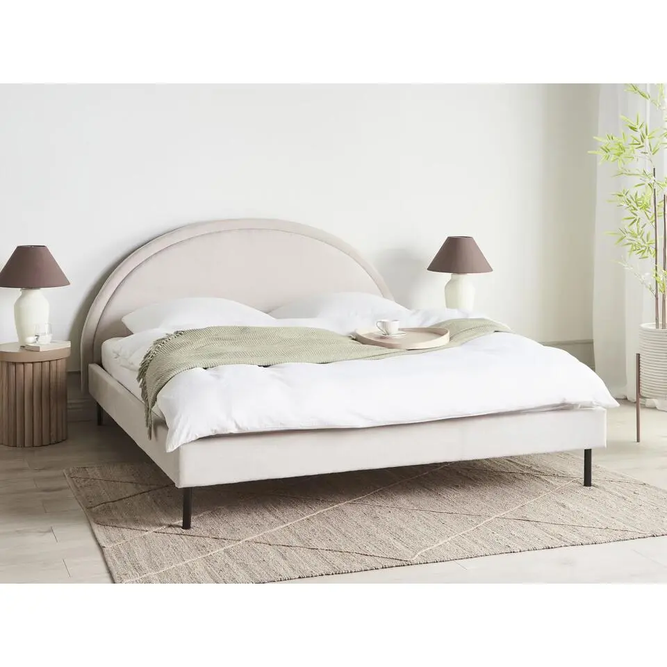 MARGUT - Bed - Lichtbeige - 180 x 200 cm - Polyester