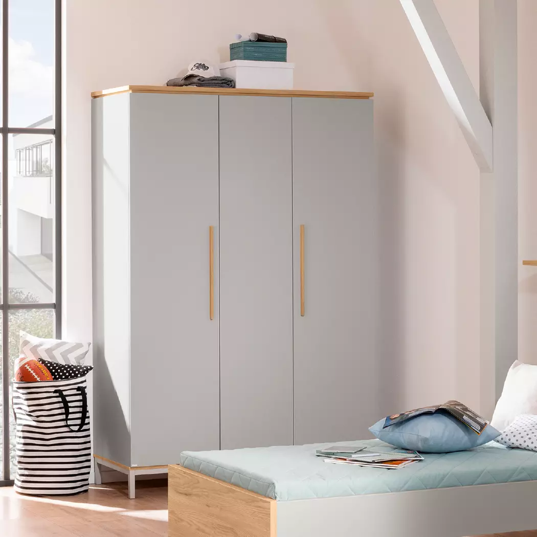 Kleiderschrank Benne 135 x 202 cm