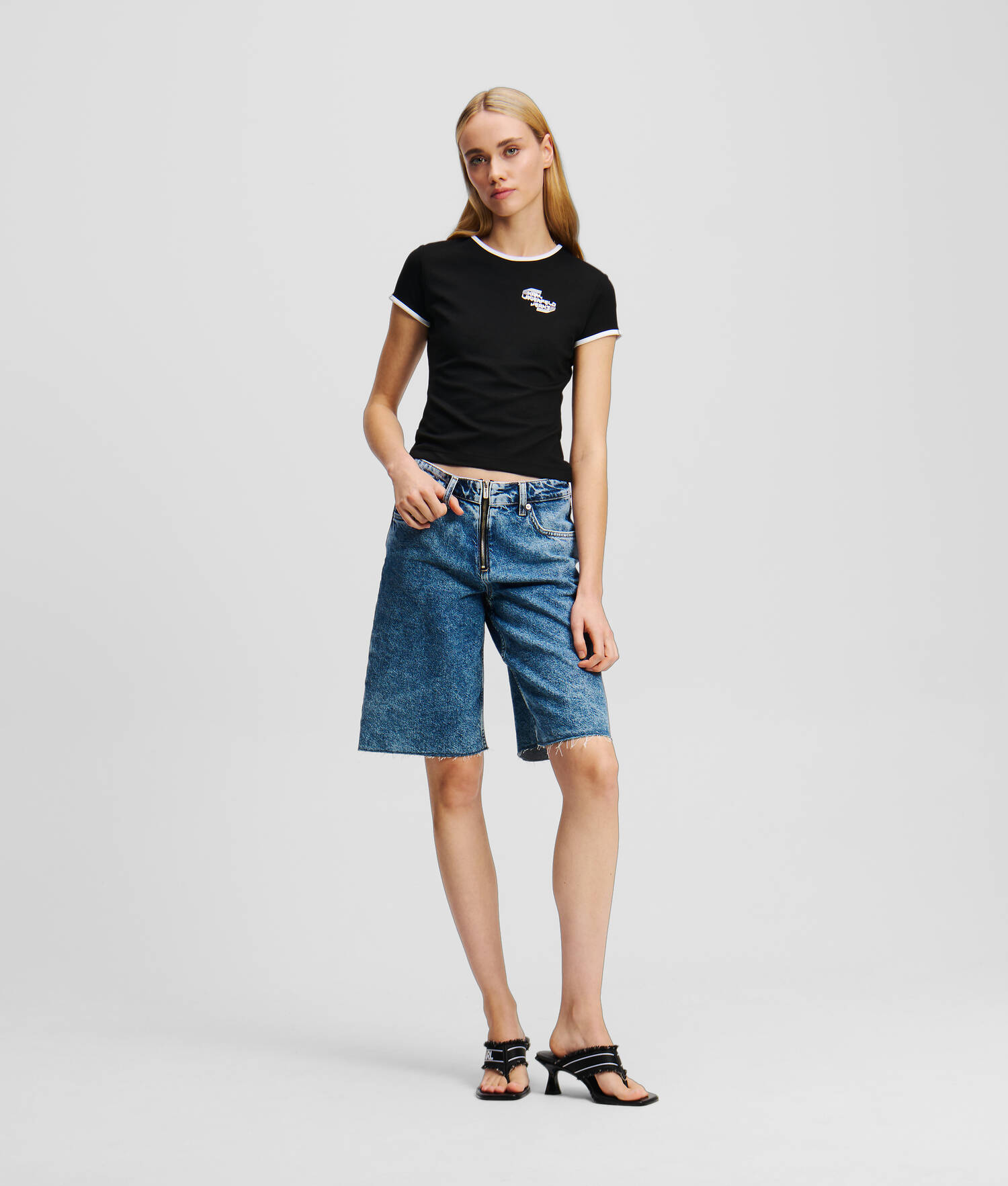 SHORT EN DENIM DÉCONTRACTÉ - Bleu foncé acide