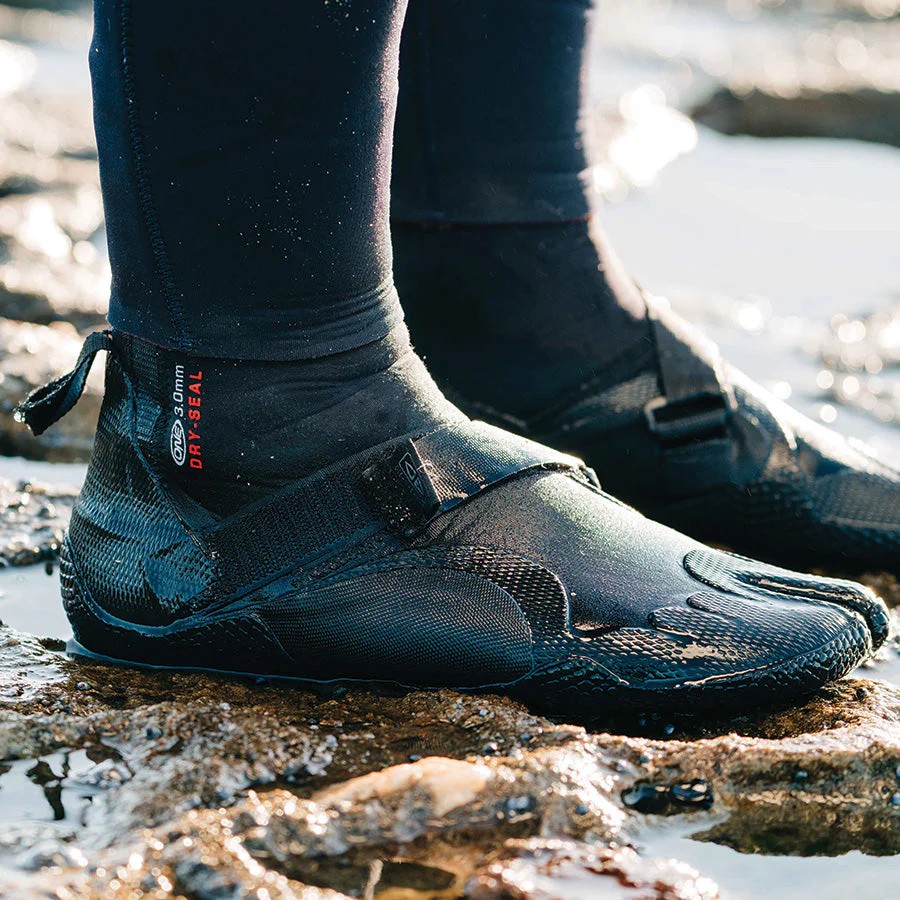 Ocean and earth Boot / Chausson - ONE DRY SEAL Split Toe bootie  - 3 mm 8-9 US / 40-42 Eur