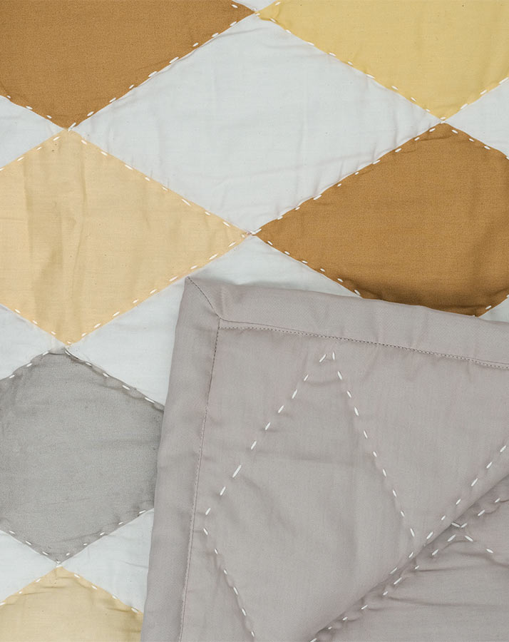 Schmusedecke DIAMOND  YELLOW MIX (110x140)