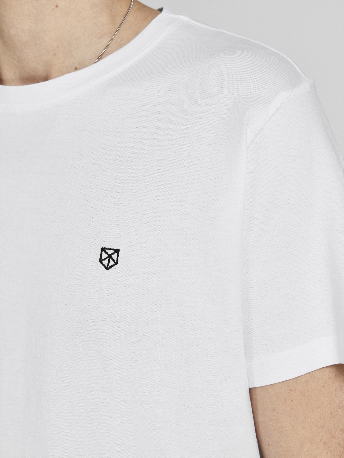 Jack & Jones Rundhalsshirt »JPRBLABRODY im 5er-Pack, mit Logodruck, Rundhals und atmungsaktiv«, 5 Stk. Rundhals, normal, Baumwolle