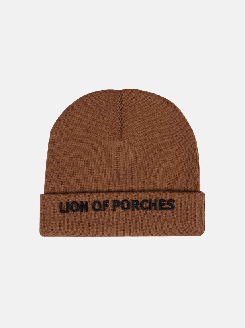 Gorro com lettering estampado