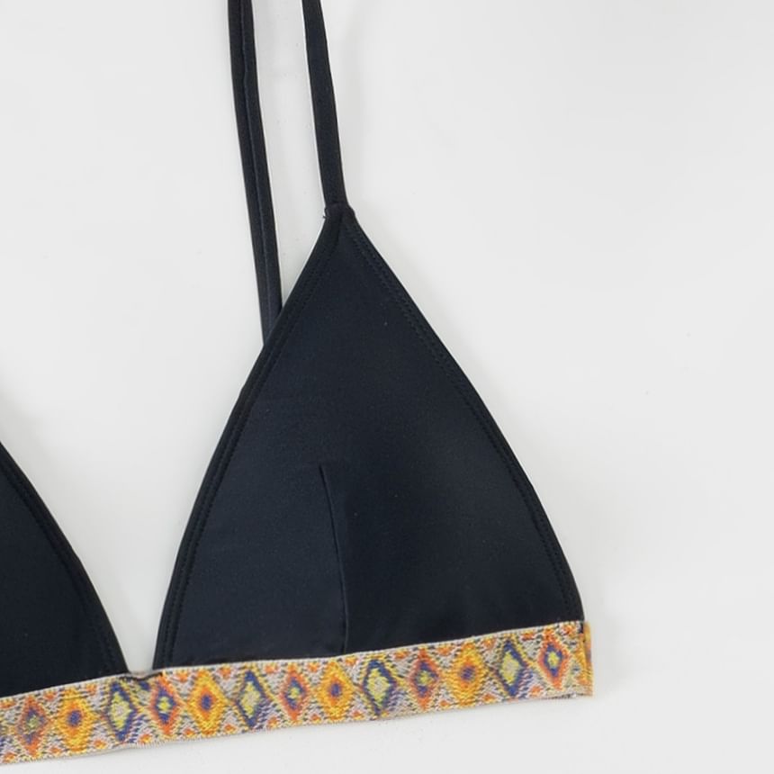 Serendo - Set: Bikinitop met patroonrand + broekje