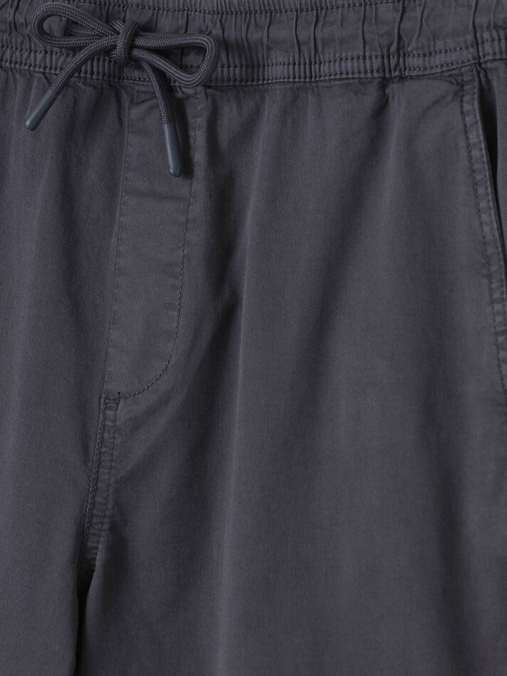 Bermuda jogger - Cinza Antracite