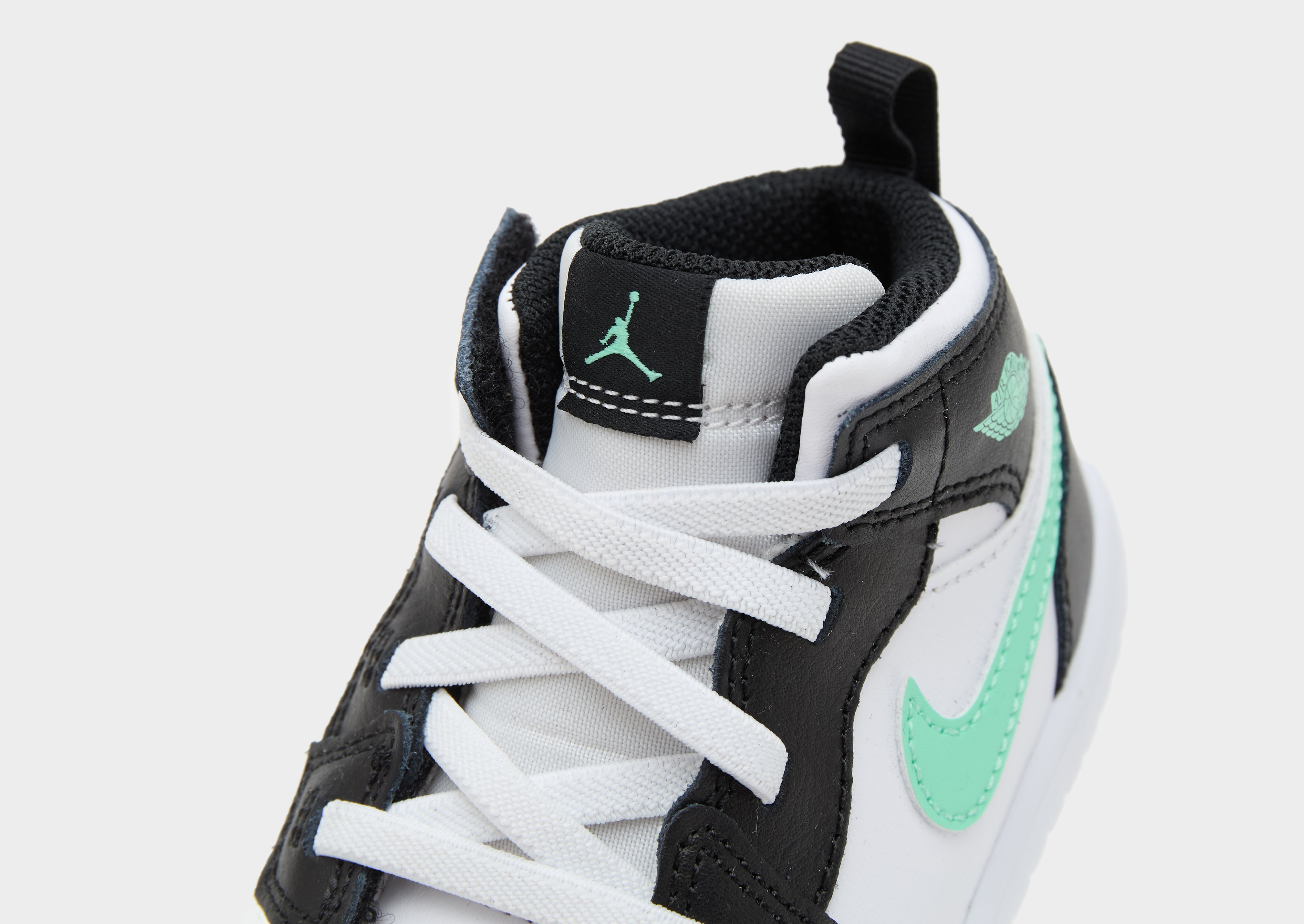 Jordan Air 1 Mid Infant