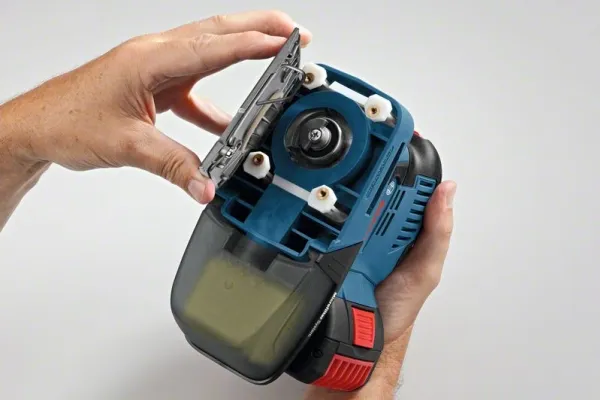 Bosch AKKURYSTEPUDSER GSS 18V-10 SOLO L-BOXX - SOLO