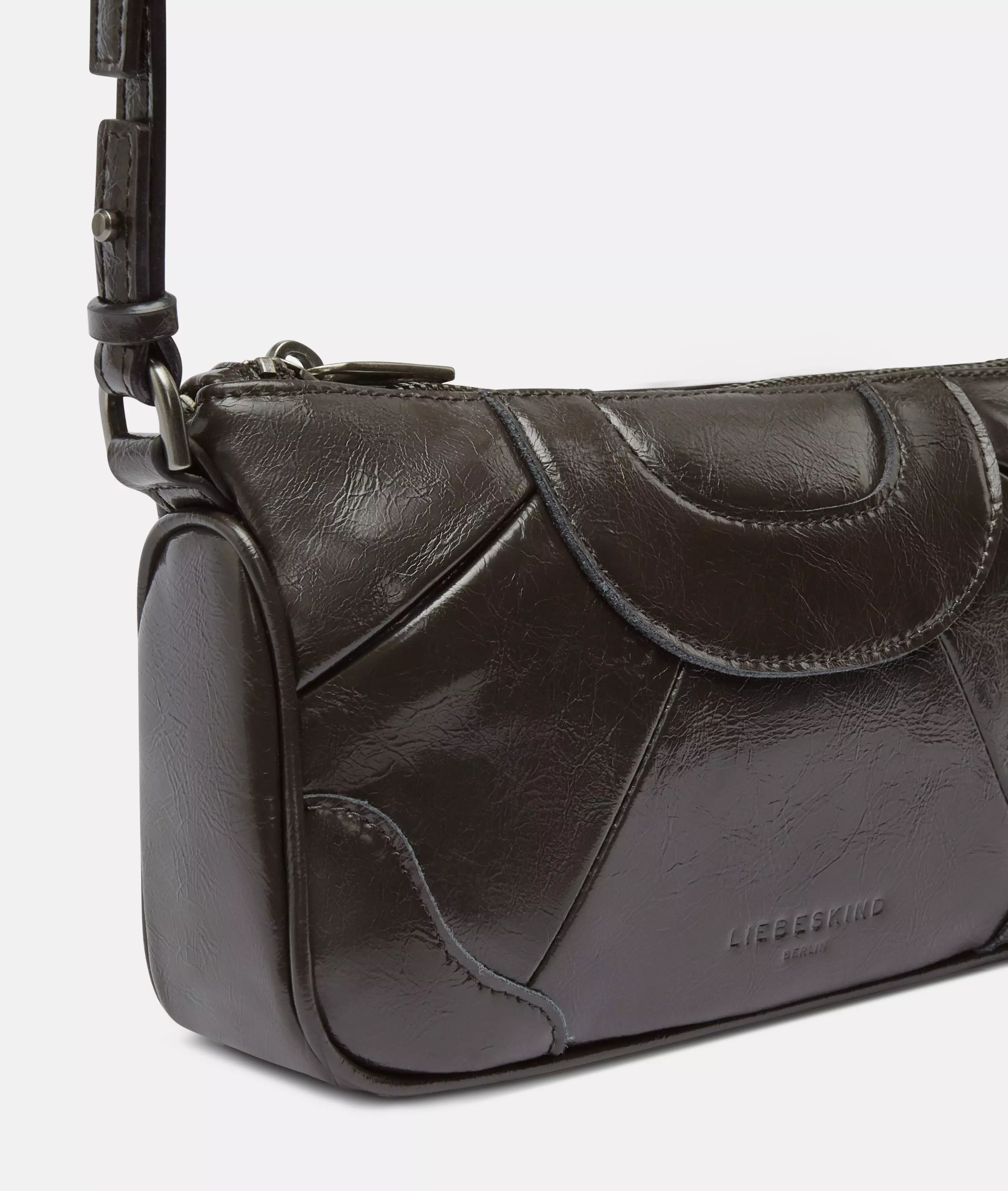 Crossbody Small shoulder bag made from recycled leather with a glossy finish