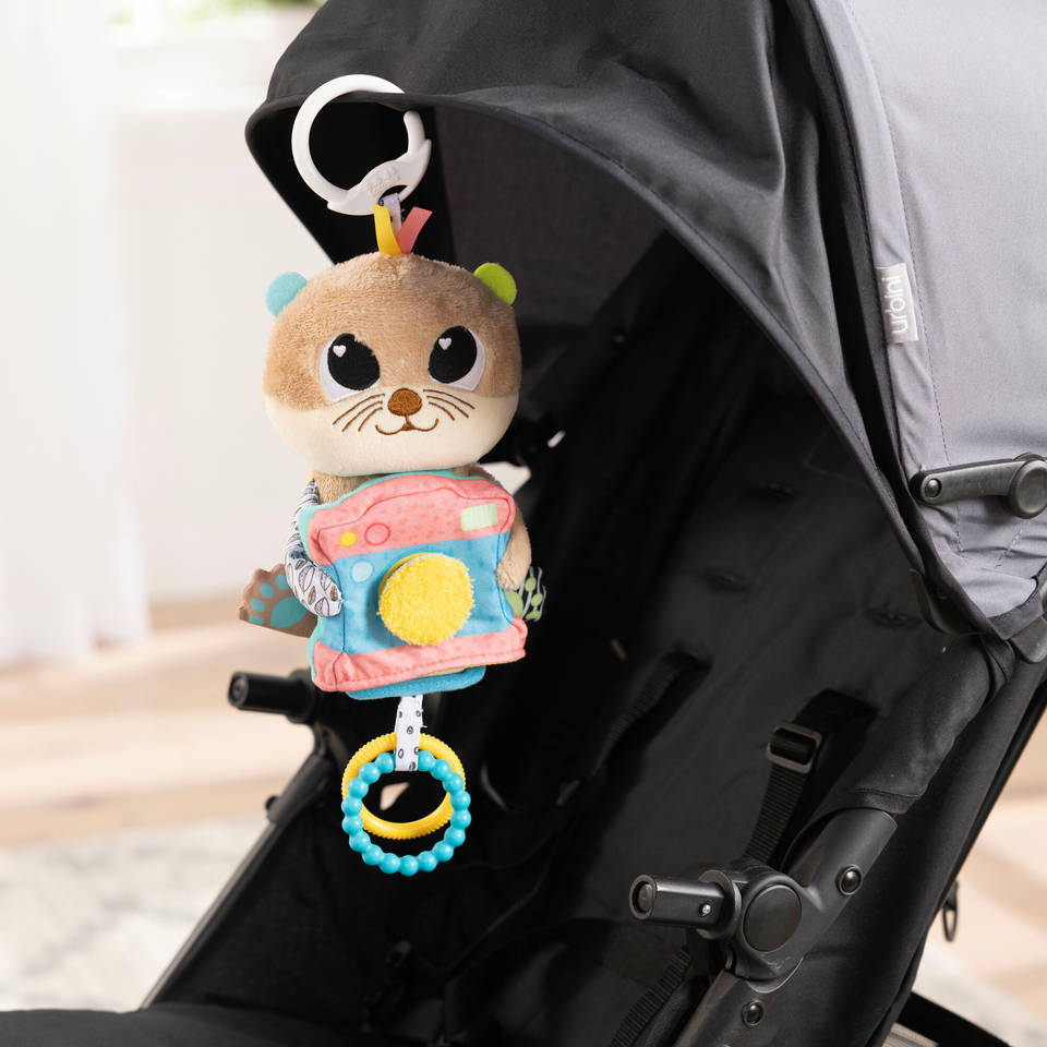 Lamaze Clip & Go otter