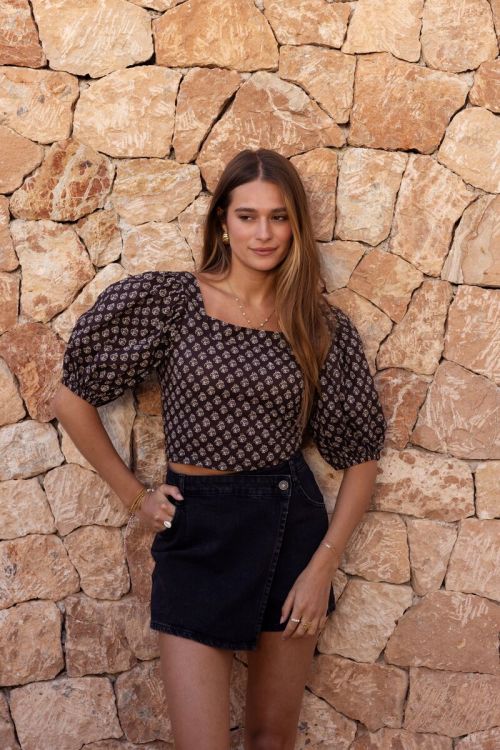 Donkergrijze smock top met ornament print