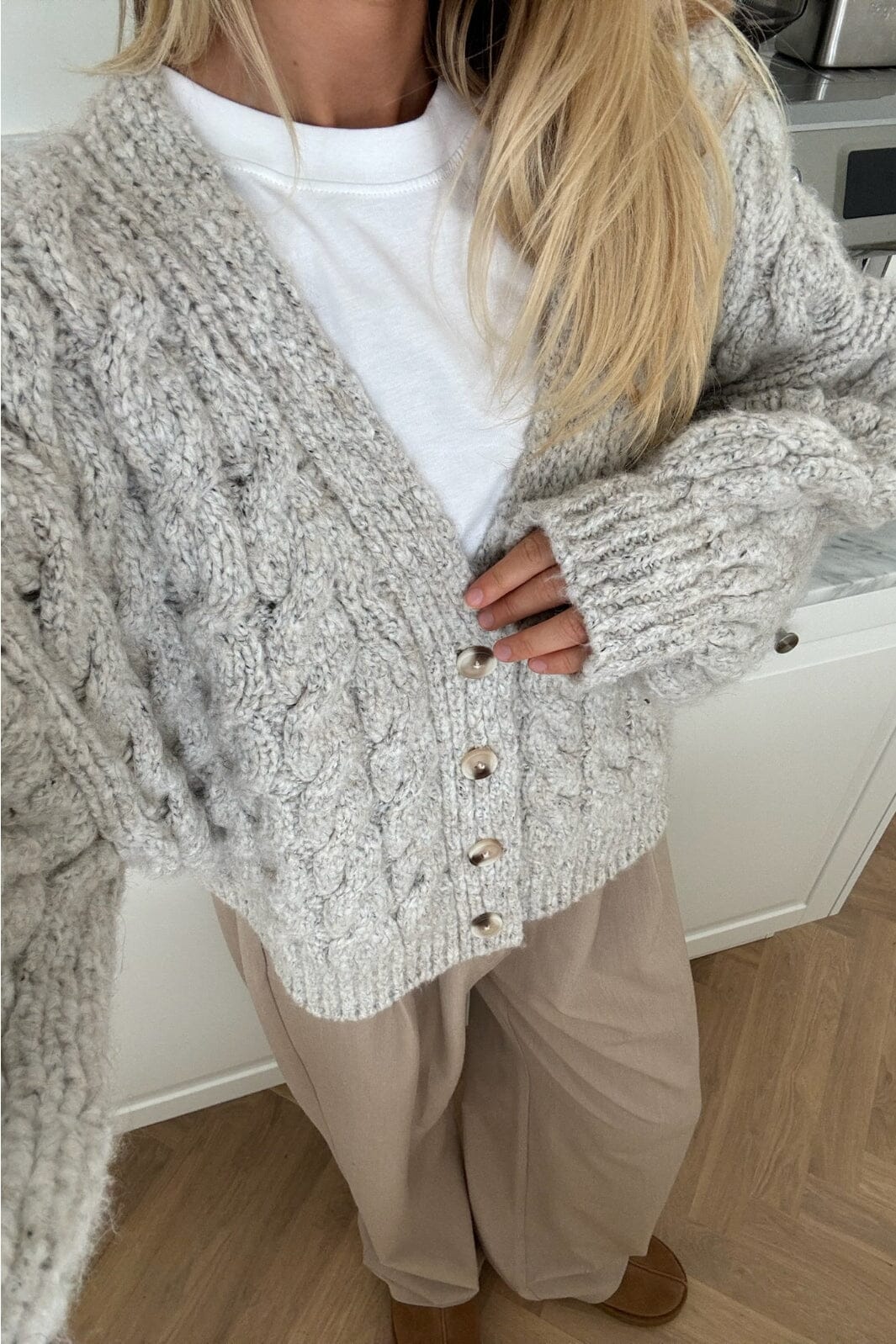 BYIC Siggaic Cardigan