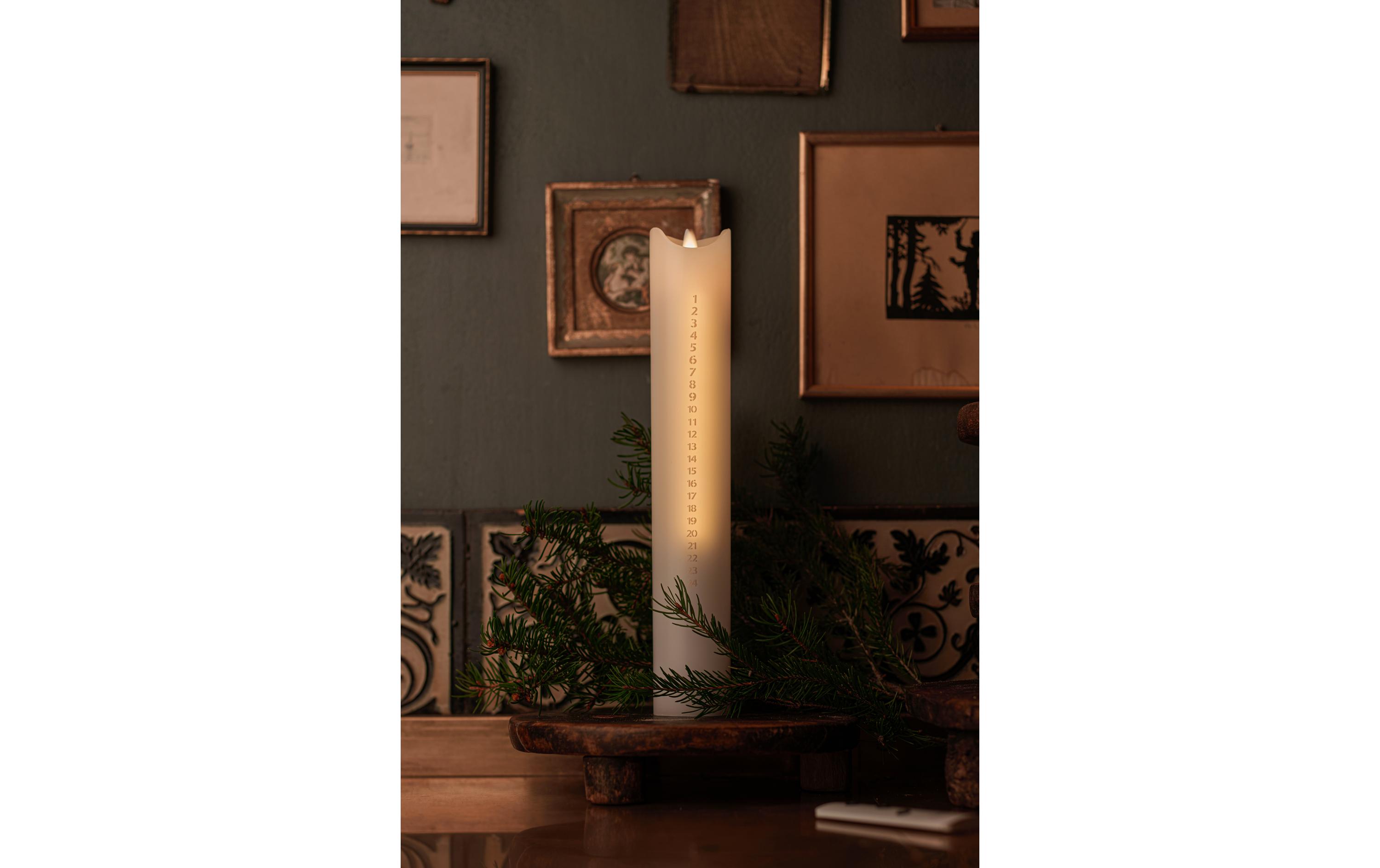 LED-Kerze Sara Adventskalender, Ø 4.8 x 29 cm, Gold/WeissKerze aus Kunststoff mit LED Licht