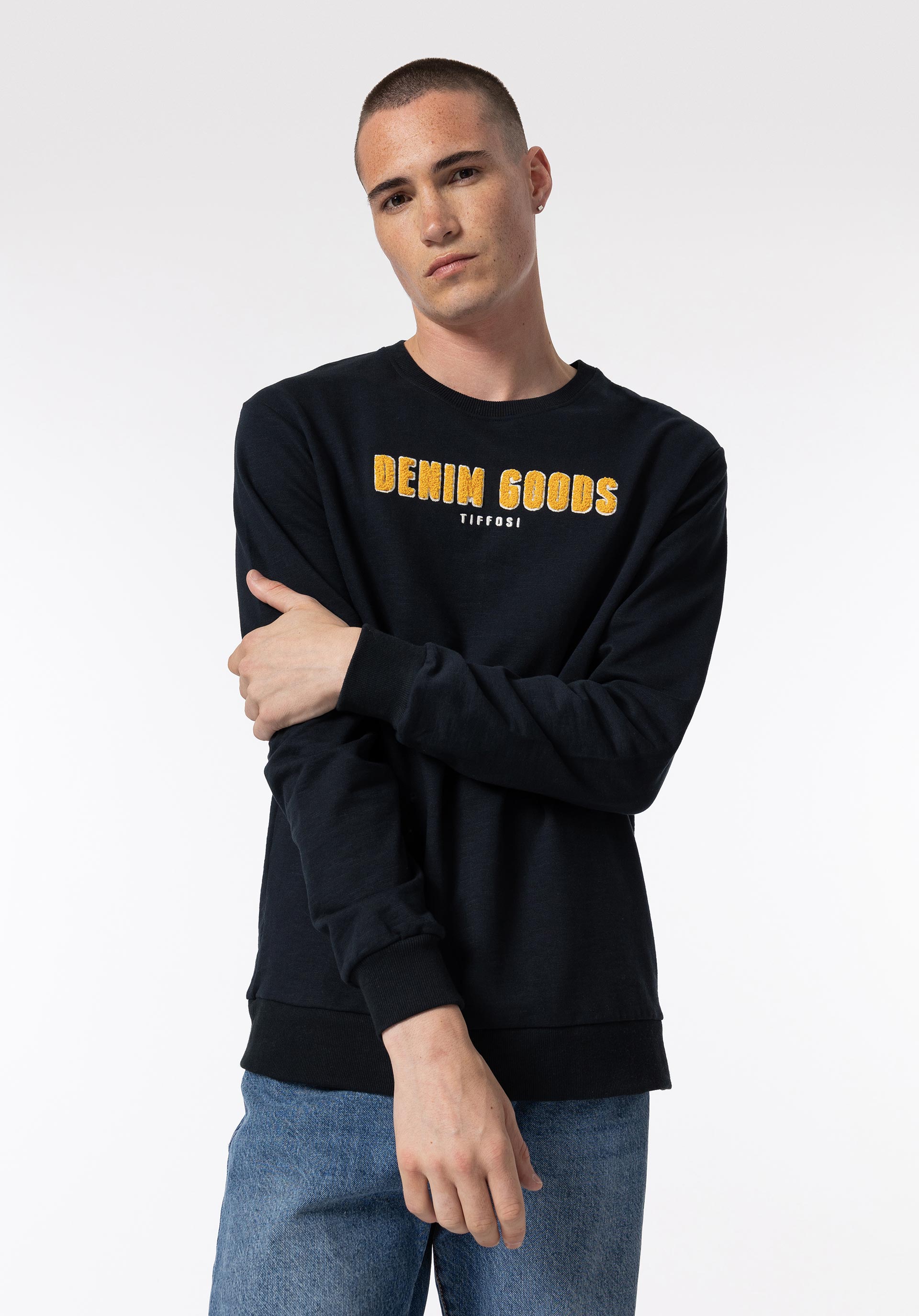 Sweatshirt com Bordado Turco