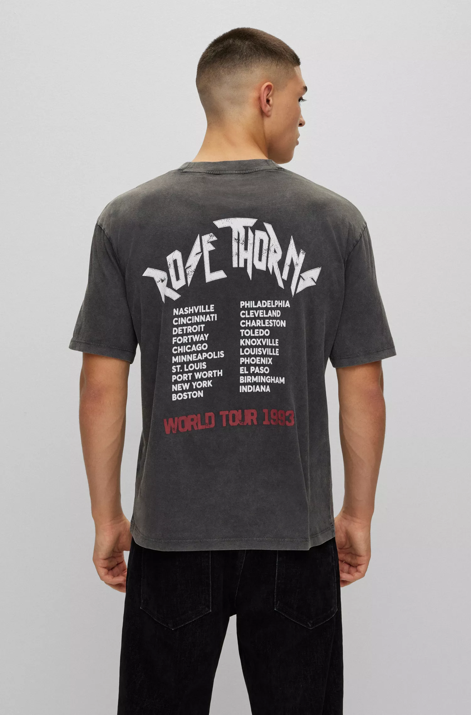 Camiseta HUGO vermelha de modelagem relaxada em algodão com estampa inspirada na banda.