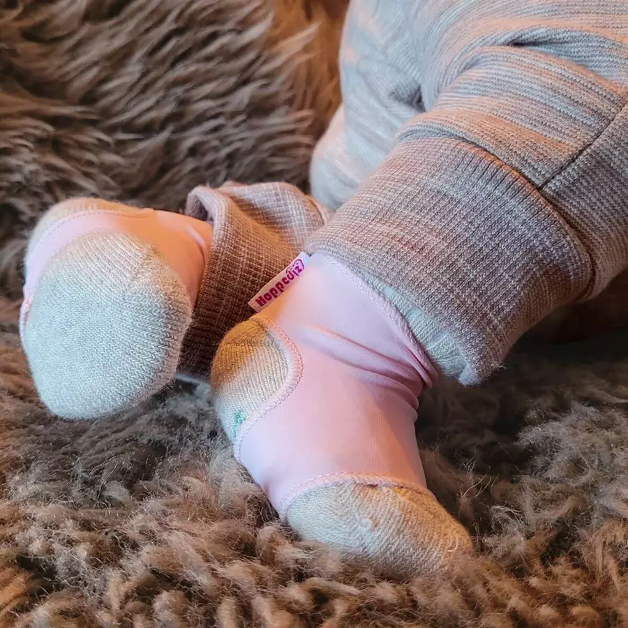 Hoppediz Babysocken Sockenhalter 2-er Set rose