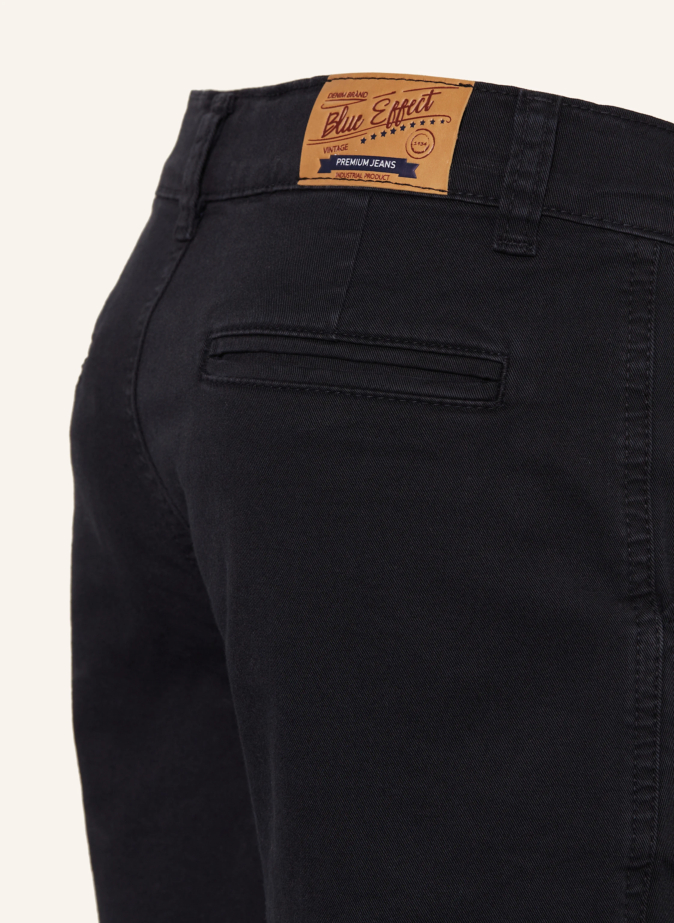BLUE EFFECT Shorts