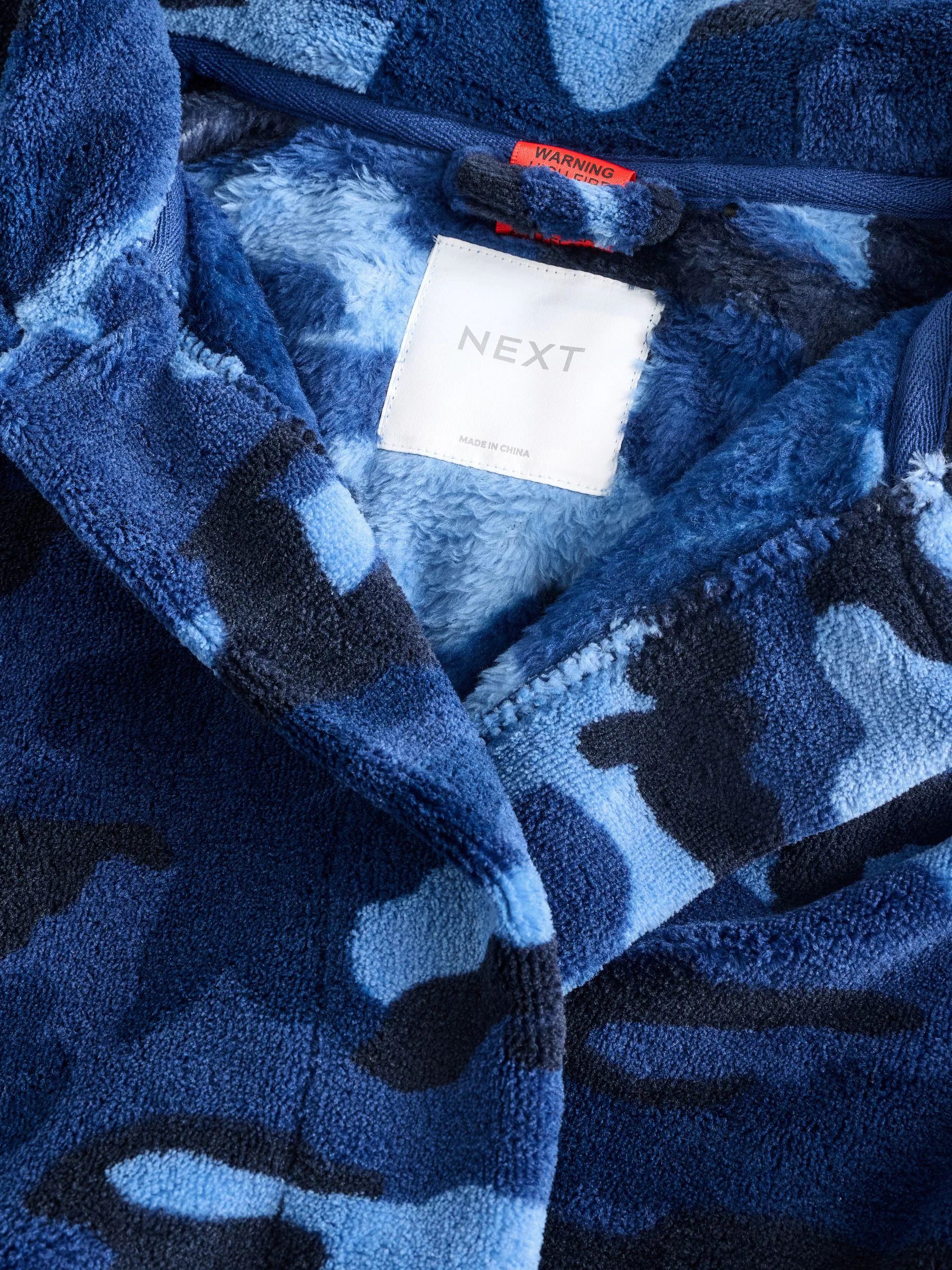 Blauw/marineblauw camouflage - Fleece badjaspyjama (1.5-16jr)