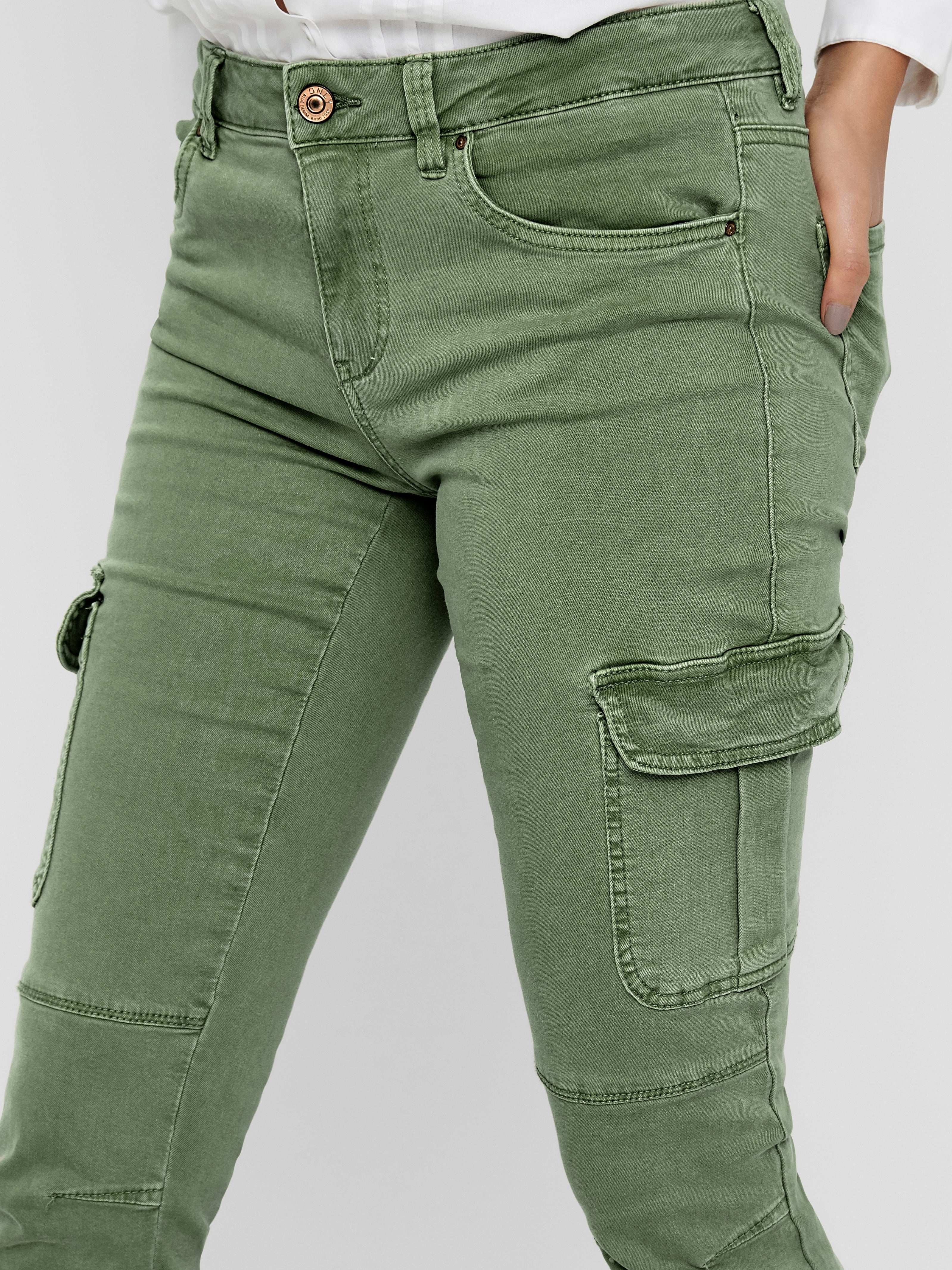 ONLMISSOURI Mittlere Taille Slim Fit Cargo-Hose Oil Green