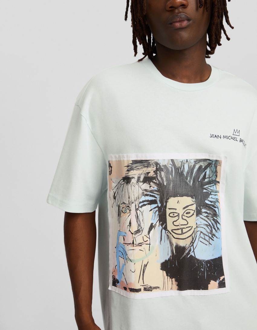 Camiseta Jean-Michel Basquiat de manga curta e corte reto