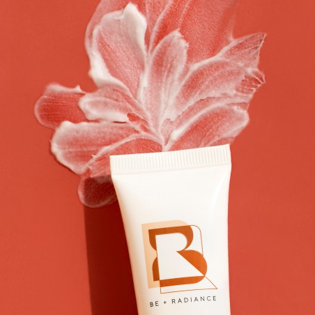 BE+RADIANCE Base de teint effet velours
