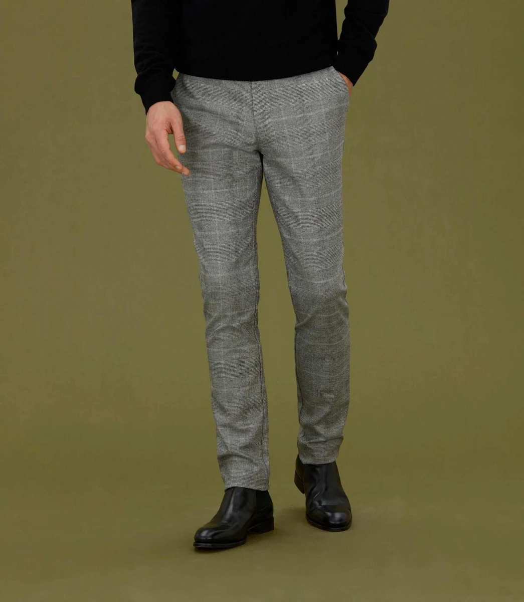 Pantalon chino à carreaux gris 