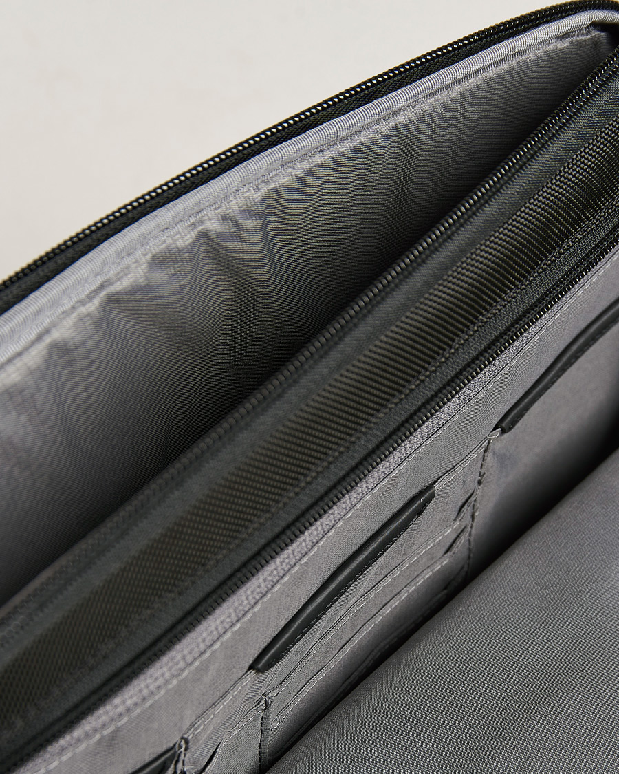 TUMI Alpha 3 Medium Laptop Cover Black