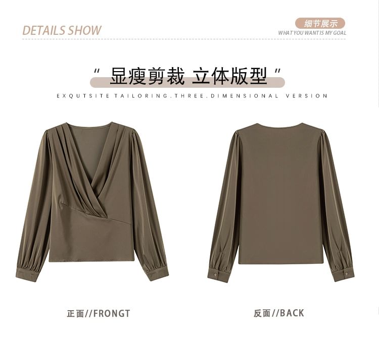 Daybreak - Lange mouwen V-hals effen satijnen blouse met gerimpelde zoom