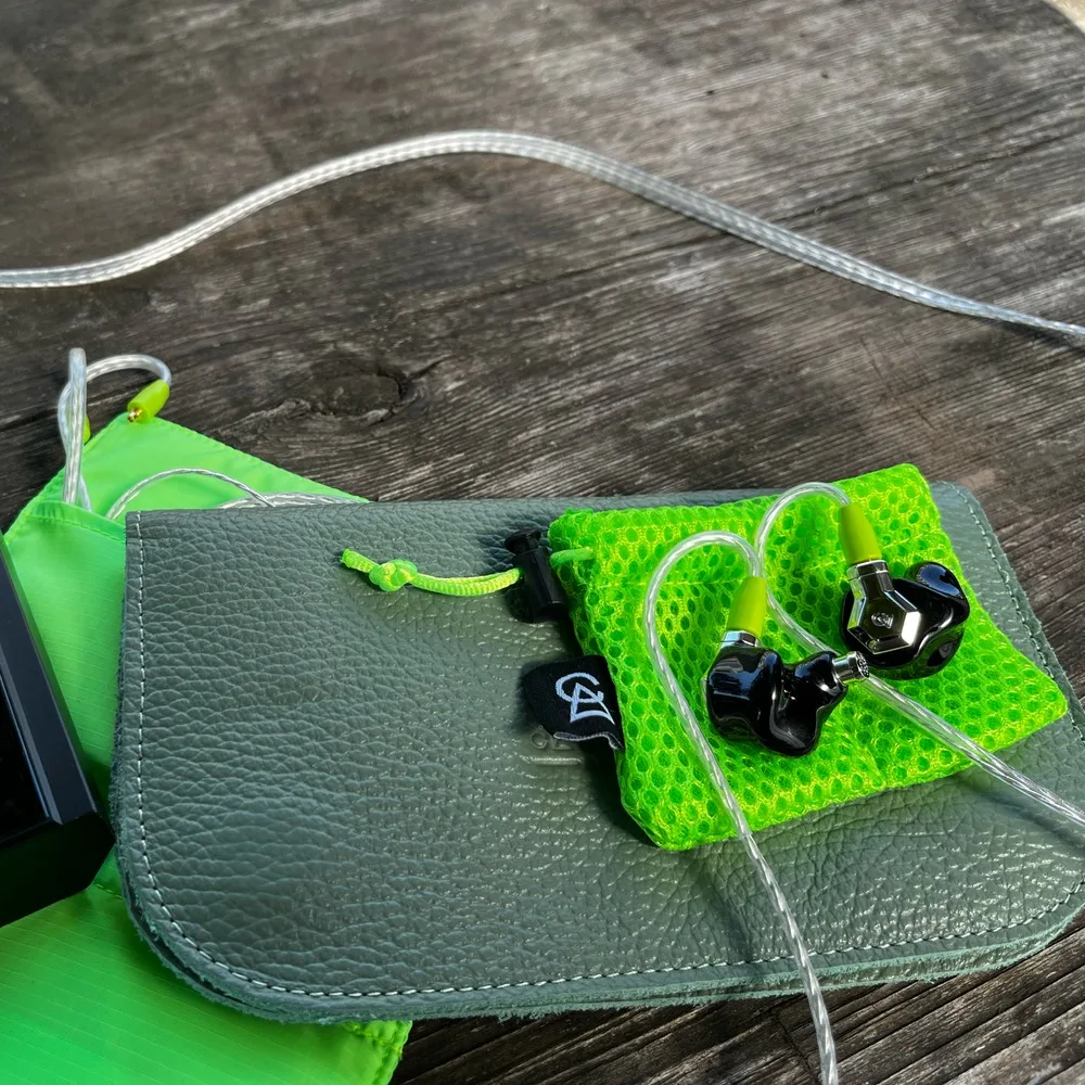 Campfire Audio Ponderosa Deluxe Écouteurs intra-auriculaires