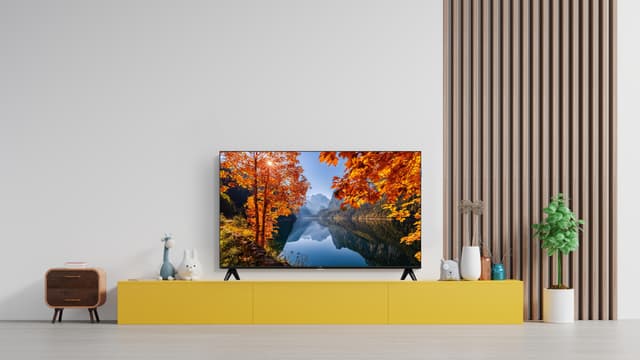 TCL 32